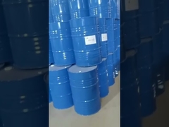 W magazynie chemicznym